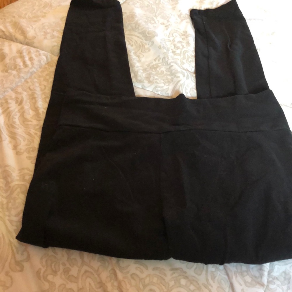 Black leggings